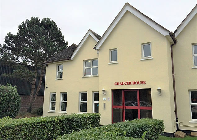Ground floor offices to let in Chaucer Business Park, Kemsing, Sevenoaks, Kent