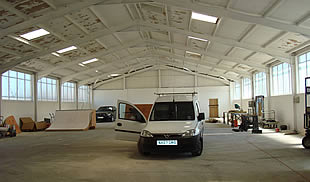 Detached industrial unit TO LET in Erith, Kent